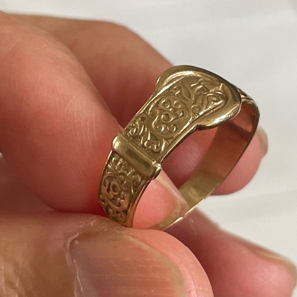 Antique 9k Buckle Ring - Picture 4 of 12